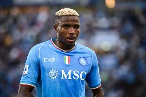 记者：加拉塔萨雷与那不勒斯谈妥奥斯梅恩转会条件，今日敲定细节